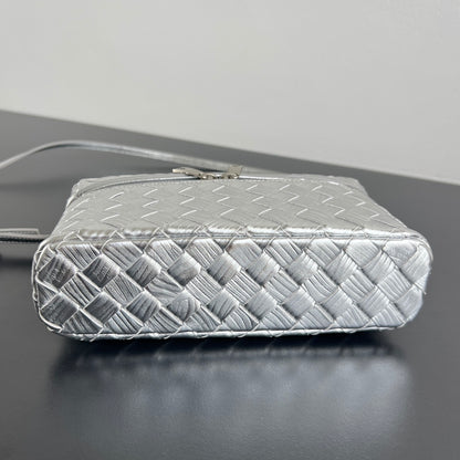 Bottega Veneta Vanity Case Shoulder Bag – Christmas Limited Edition