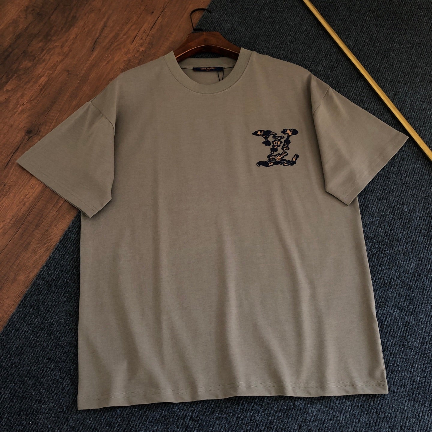 Louis Vuitton Embroidered Logo Crewneck T-Shirt – 2026SS