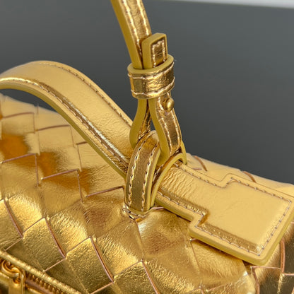 Bottega Veneta Intrecciato Vanity Case