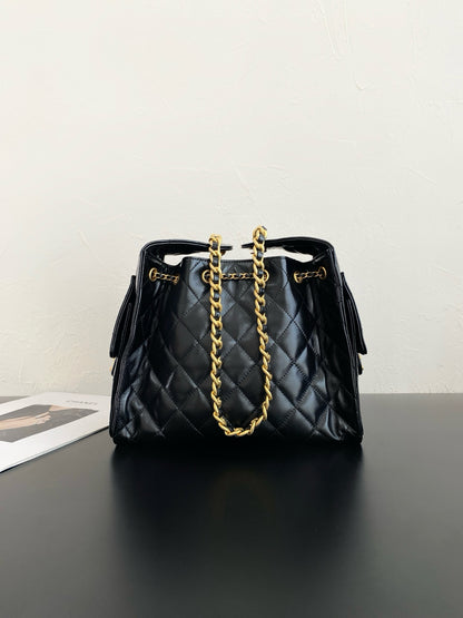 Chanel Oil Wax Leather Hobo Bag – 25C