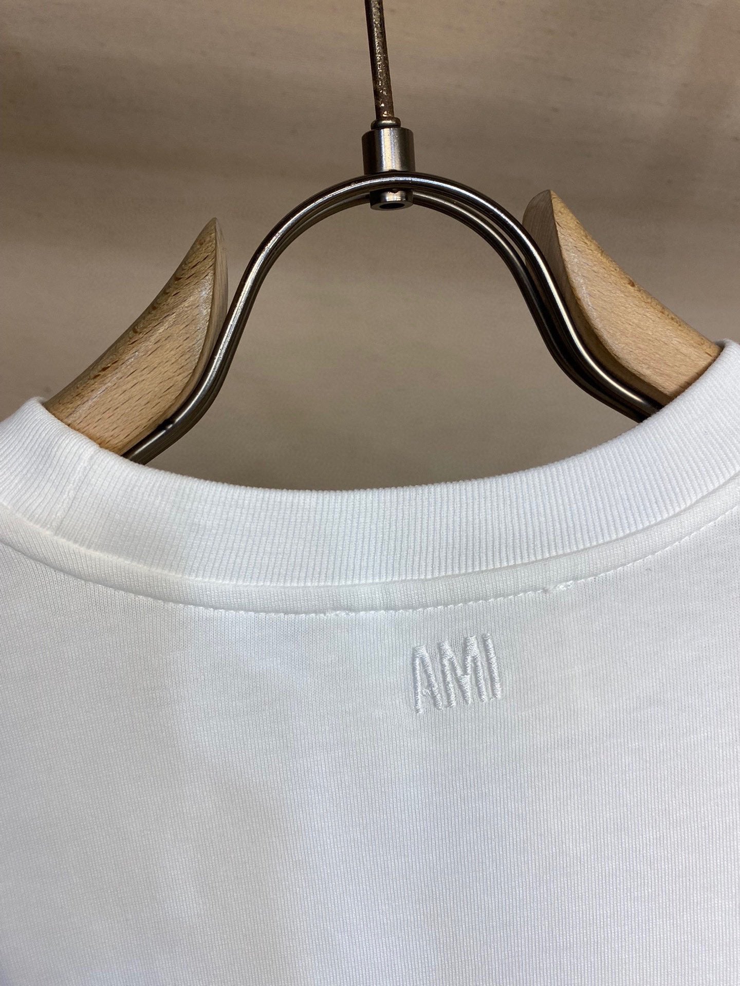 AMI Paris Embossed Heart T-Shirt – 2026