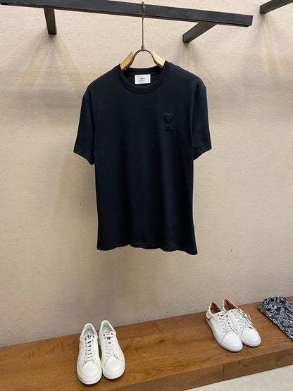 AMI Paris Embossed Heart T-Shirt – 2026