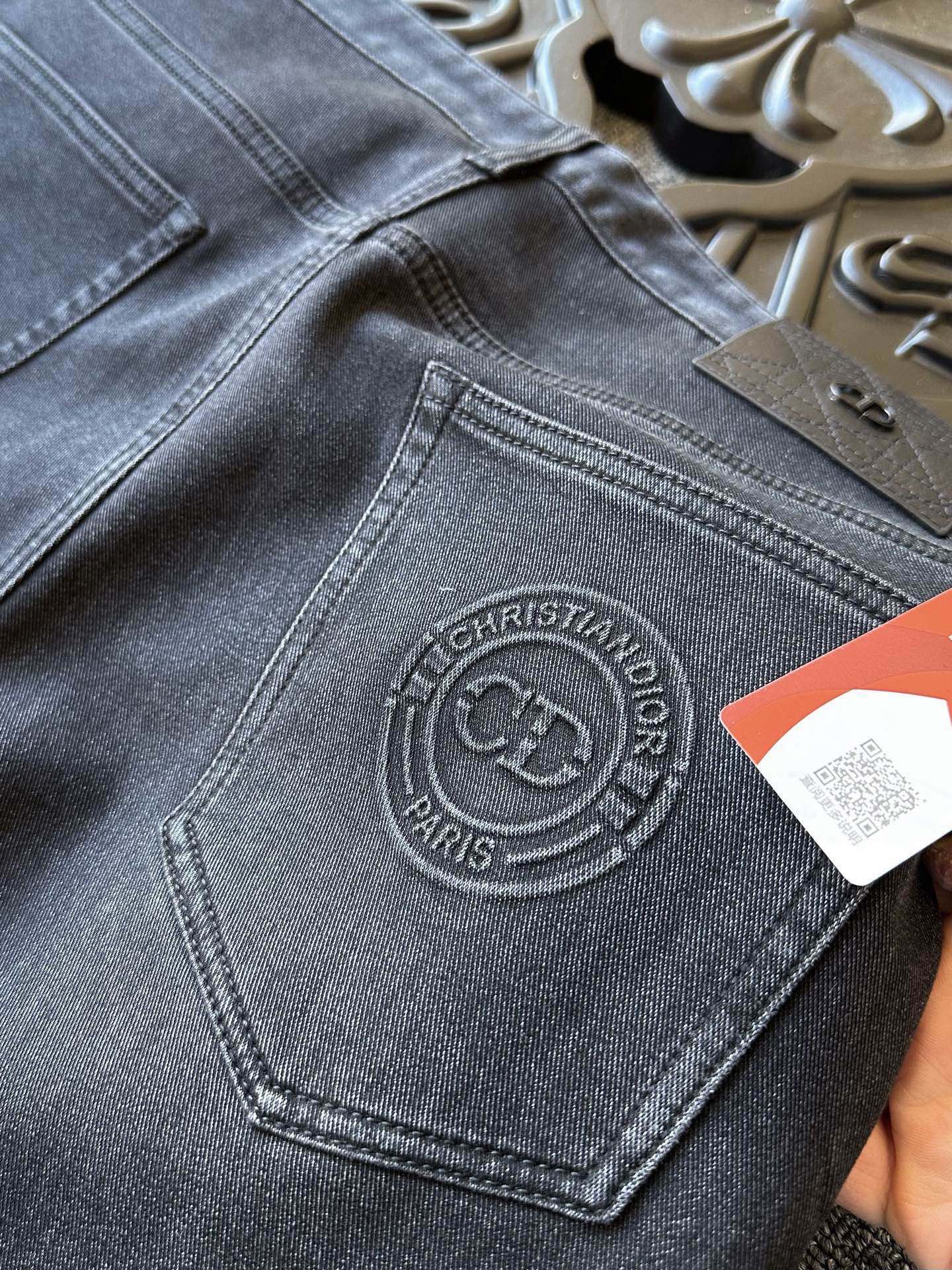 Dior CD Business Casual Jeans – 2025 New Collection