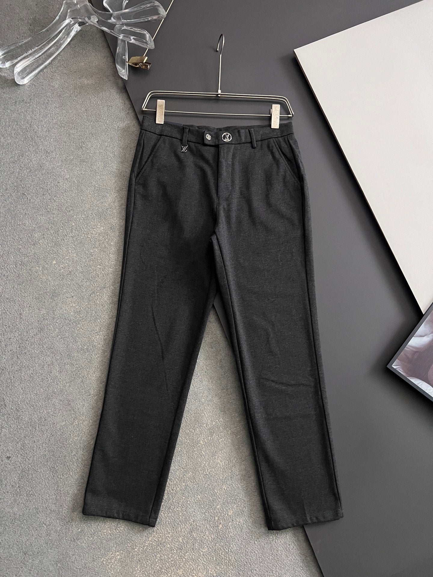 Louis Vuitton Men's Cashmere Casual Trousers – 2025