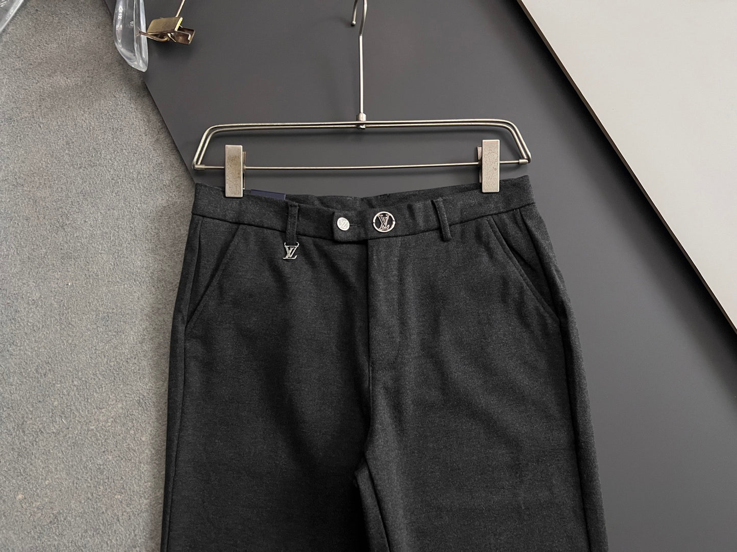 Louis Vuitton Men's Cashmere Casual Trousers – 2025