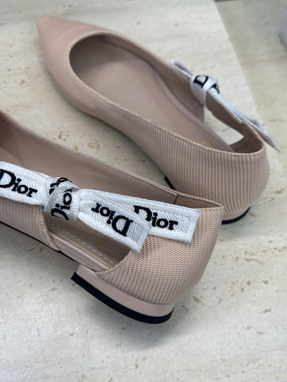 Dior J'Adior Webbing Bow Pumps – 2026 Early Spring Collection