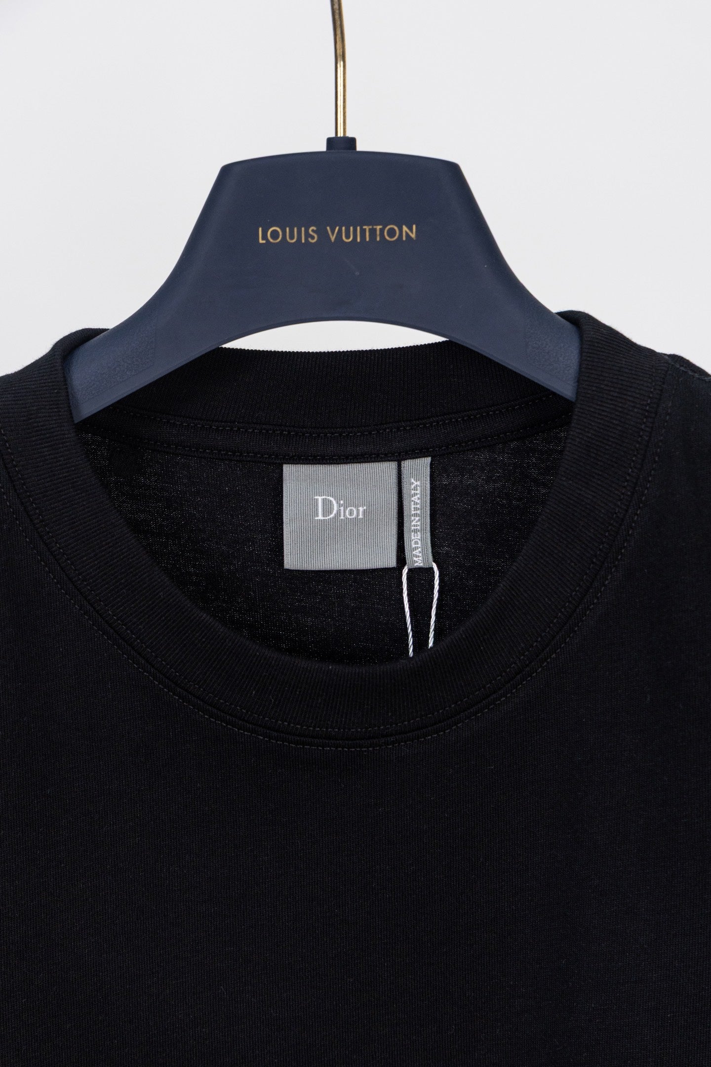 Dior Lucky Clover Embroidered T-Shirt – 2025SS Collection