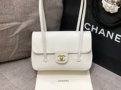 Chanel 26P Preppy Coco Shoulder Bag – Spring/Summer Collection
