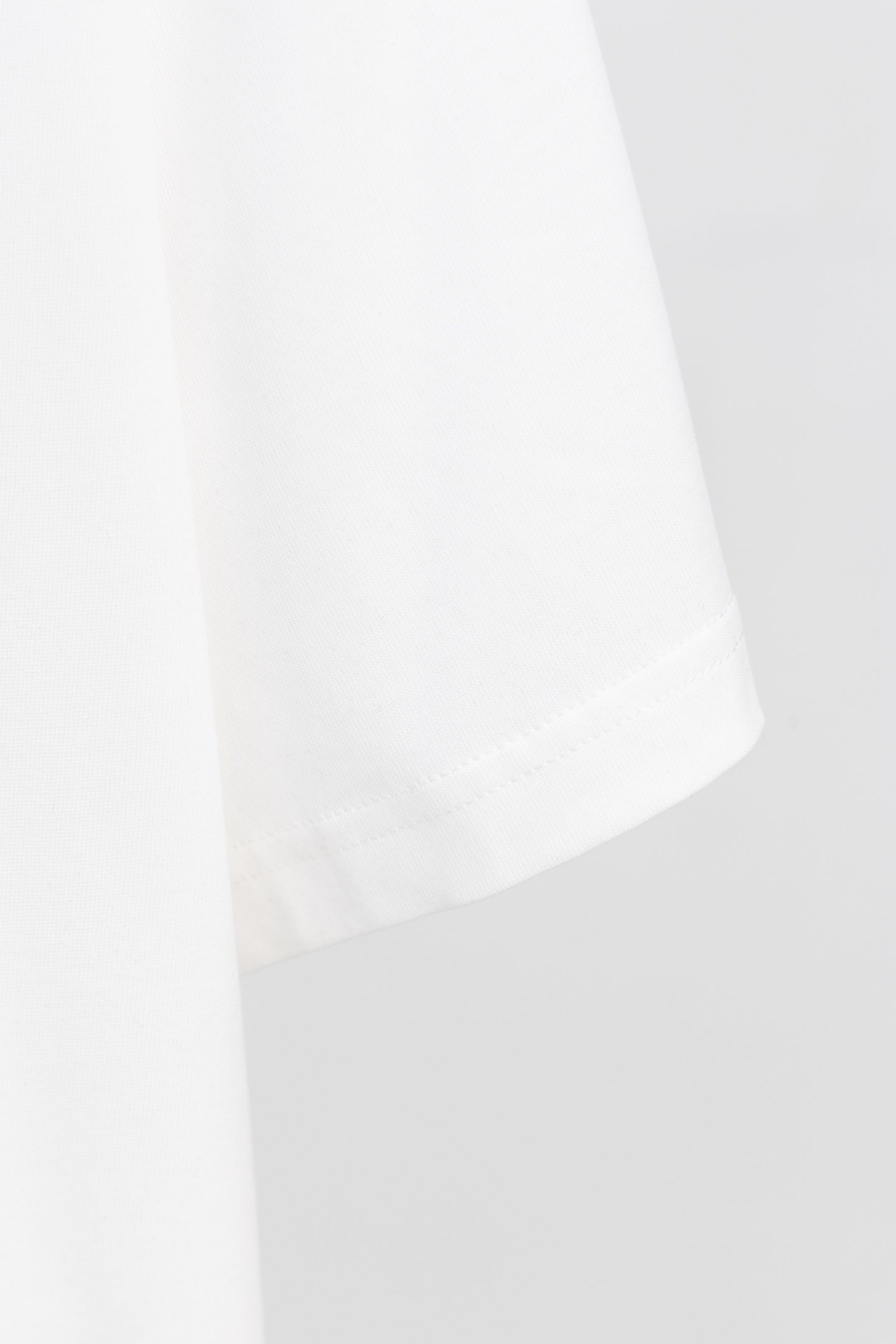 Dior Daisy Embroidered T-Shirt – 2026 Summer Collection