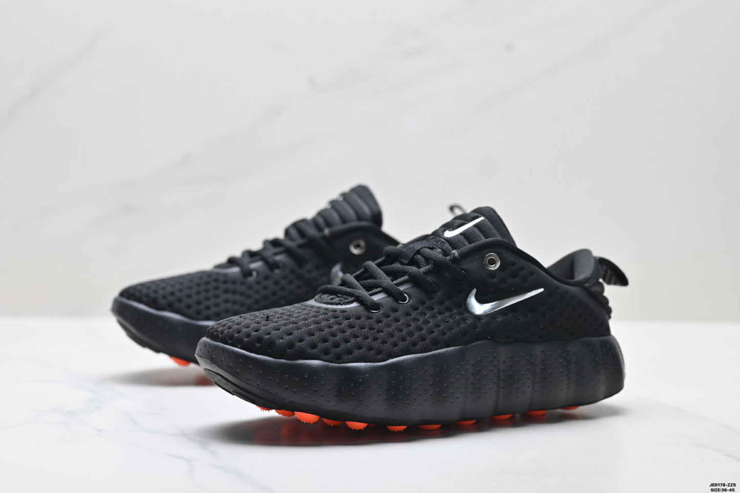 Nike Mind 002 Training Shoes