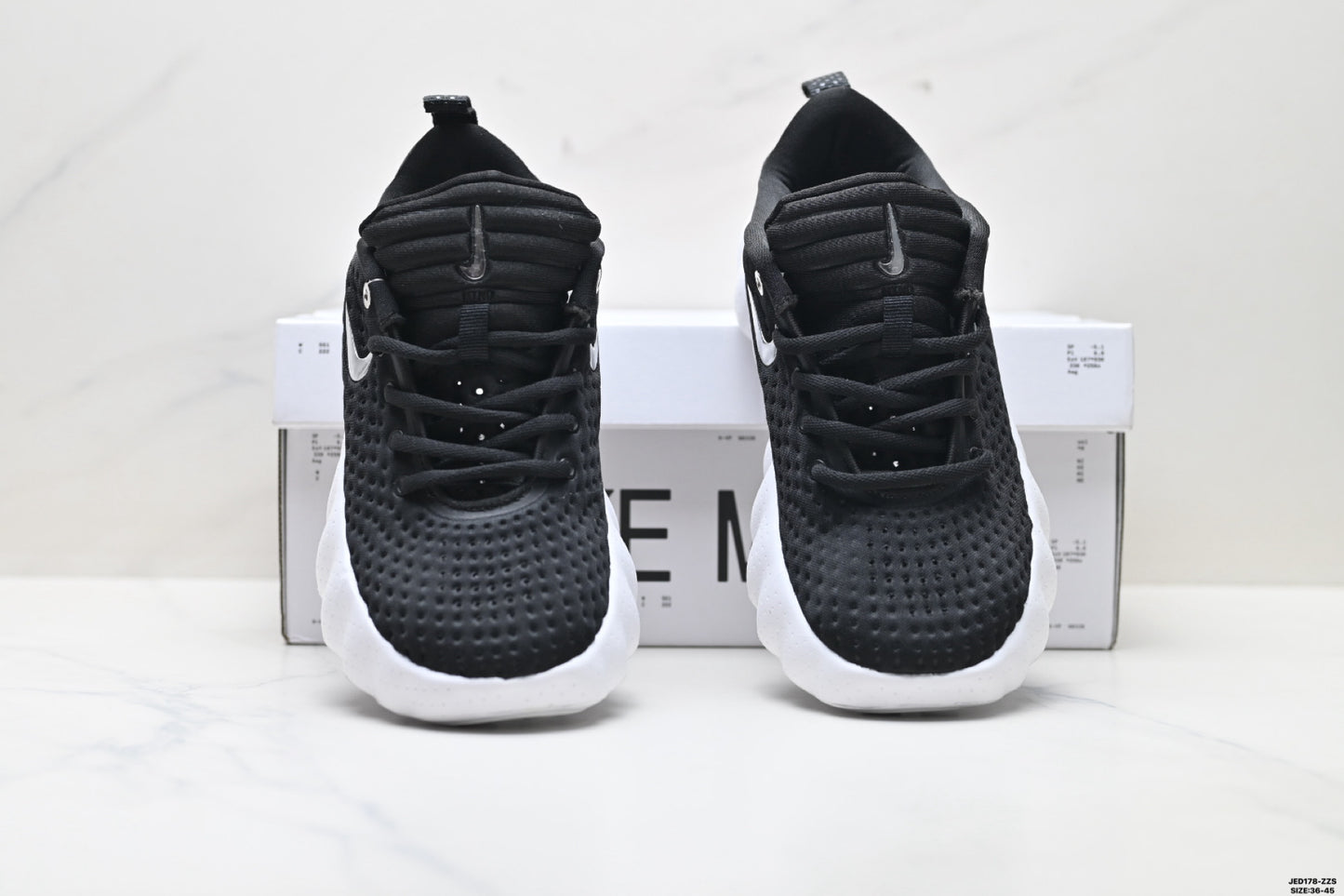 Nike Mind 002 Training Shoes