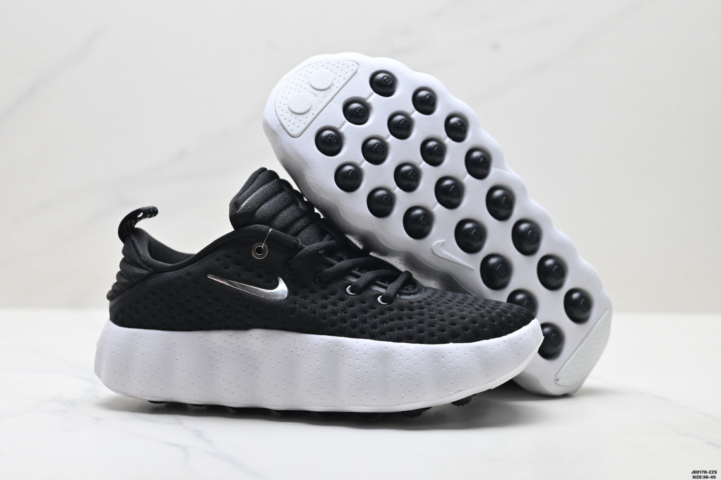 Nike Mind 002 Training Shoes