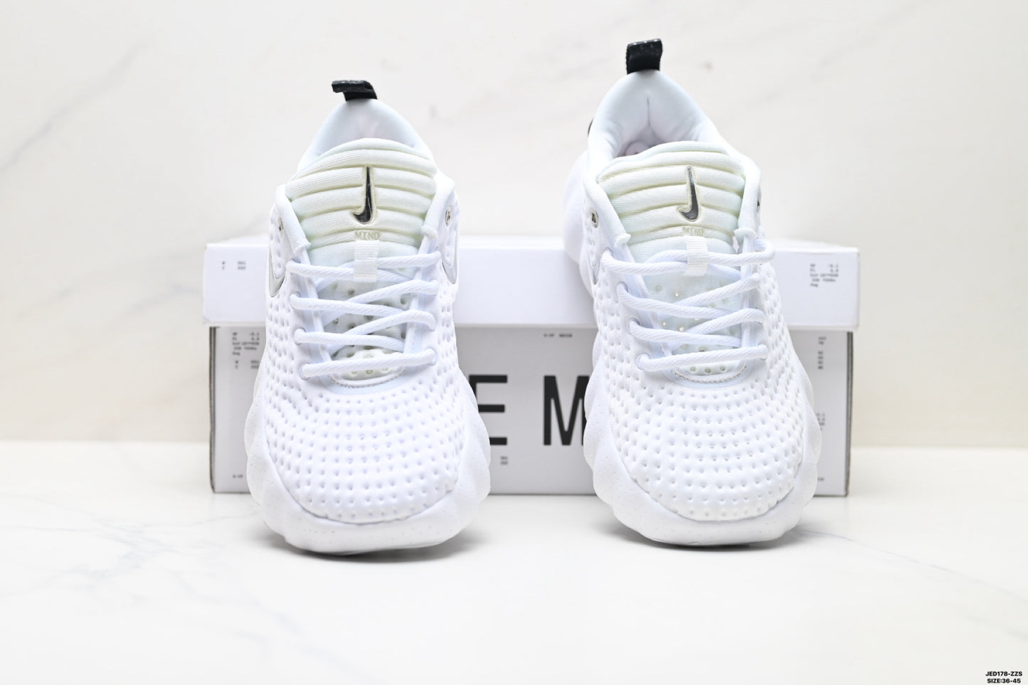 Nike Mind 002 Training Shoes