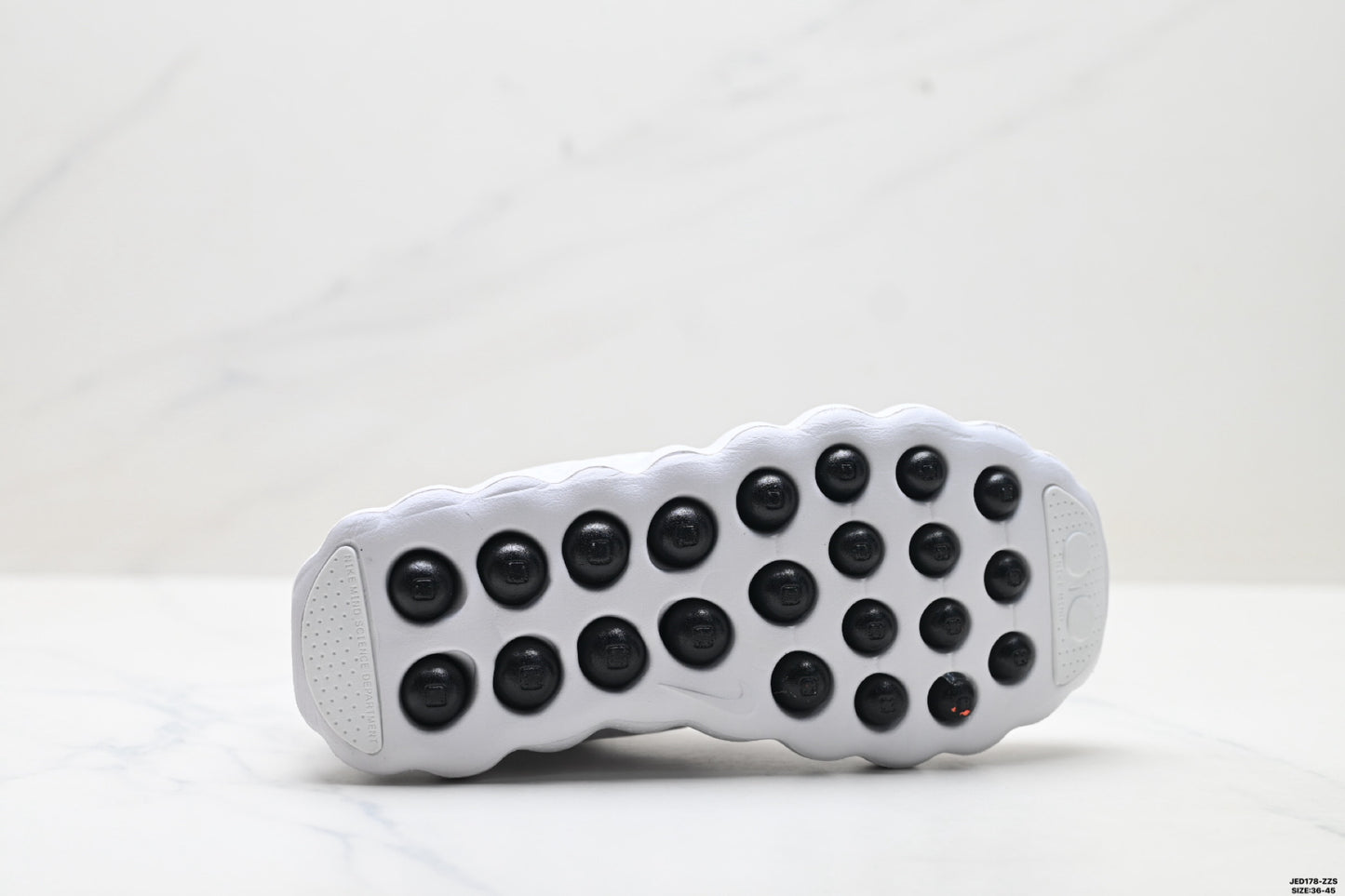 Nike Mind 002 Training Shoes