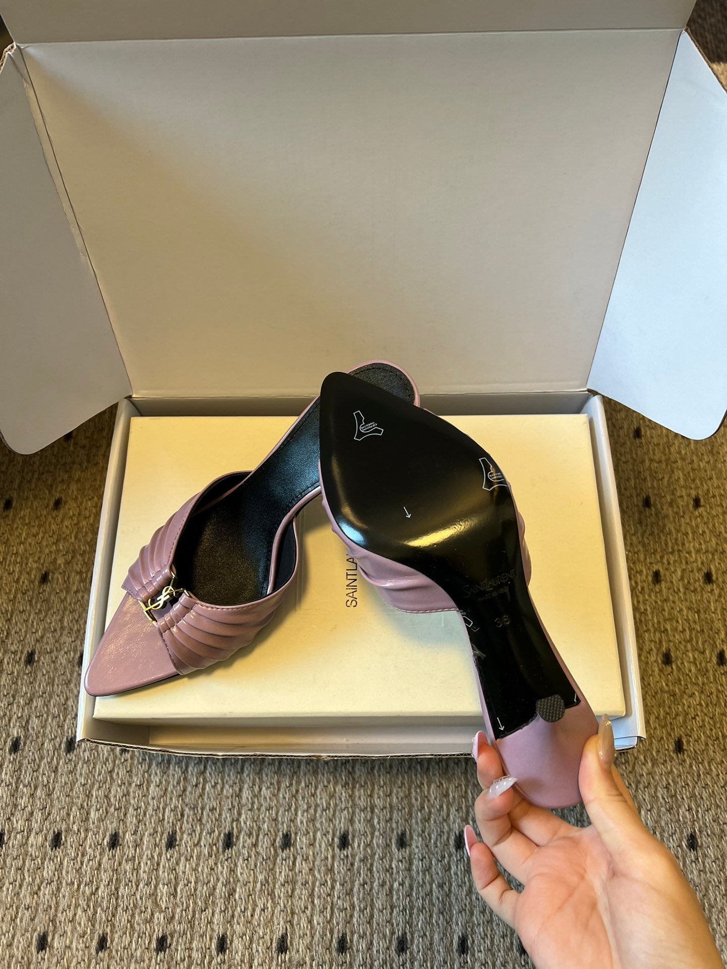 Saint Laurent Pleated Pointed-Toe Mules – 26SS