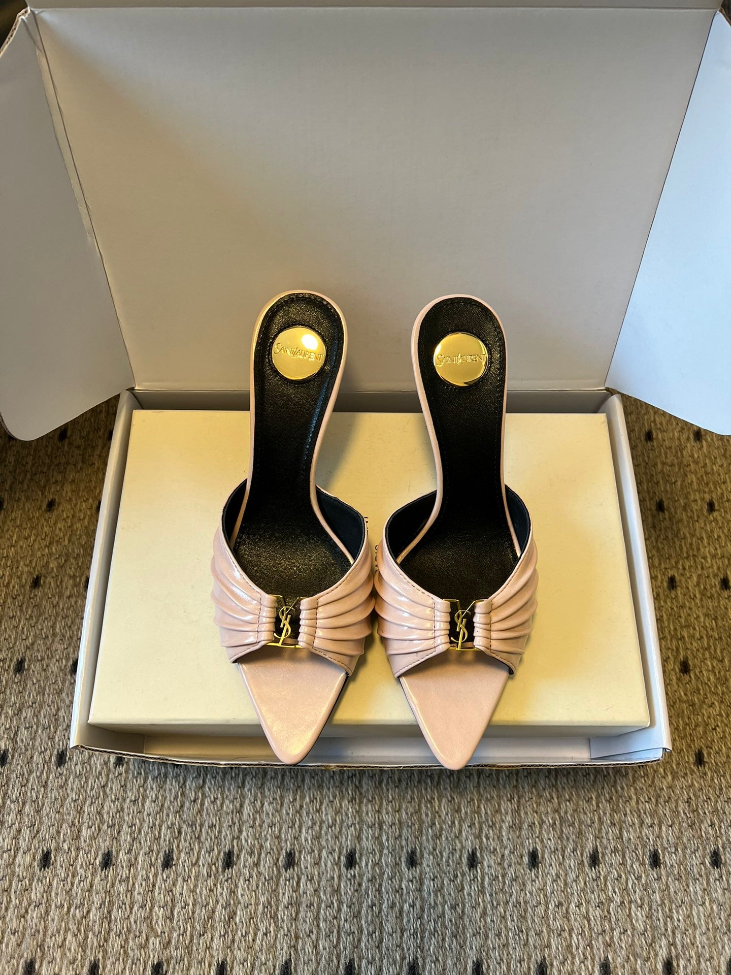 Saint Laurent Pleated Pointed-Toe Mules – 26SS