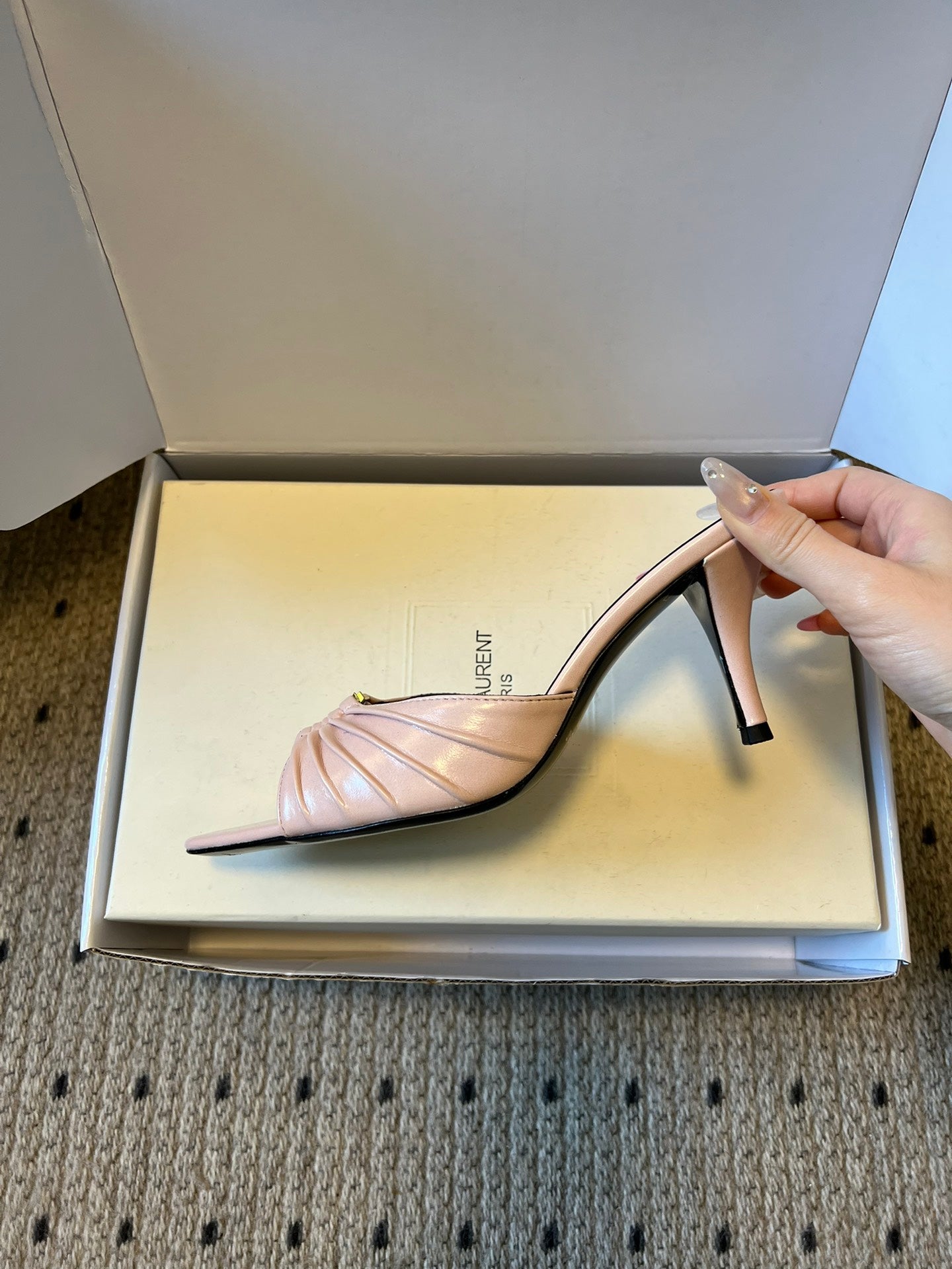 Saint Laurent Pleated Pointed-Toe Mules – 26SS