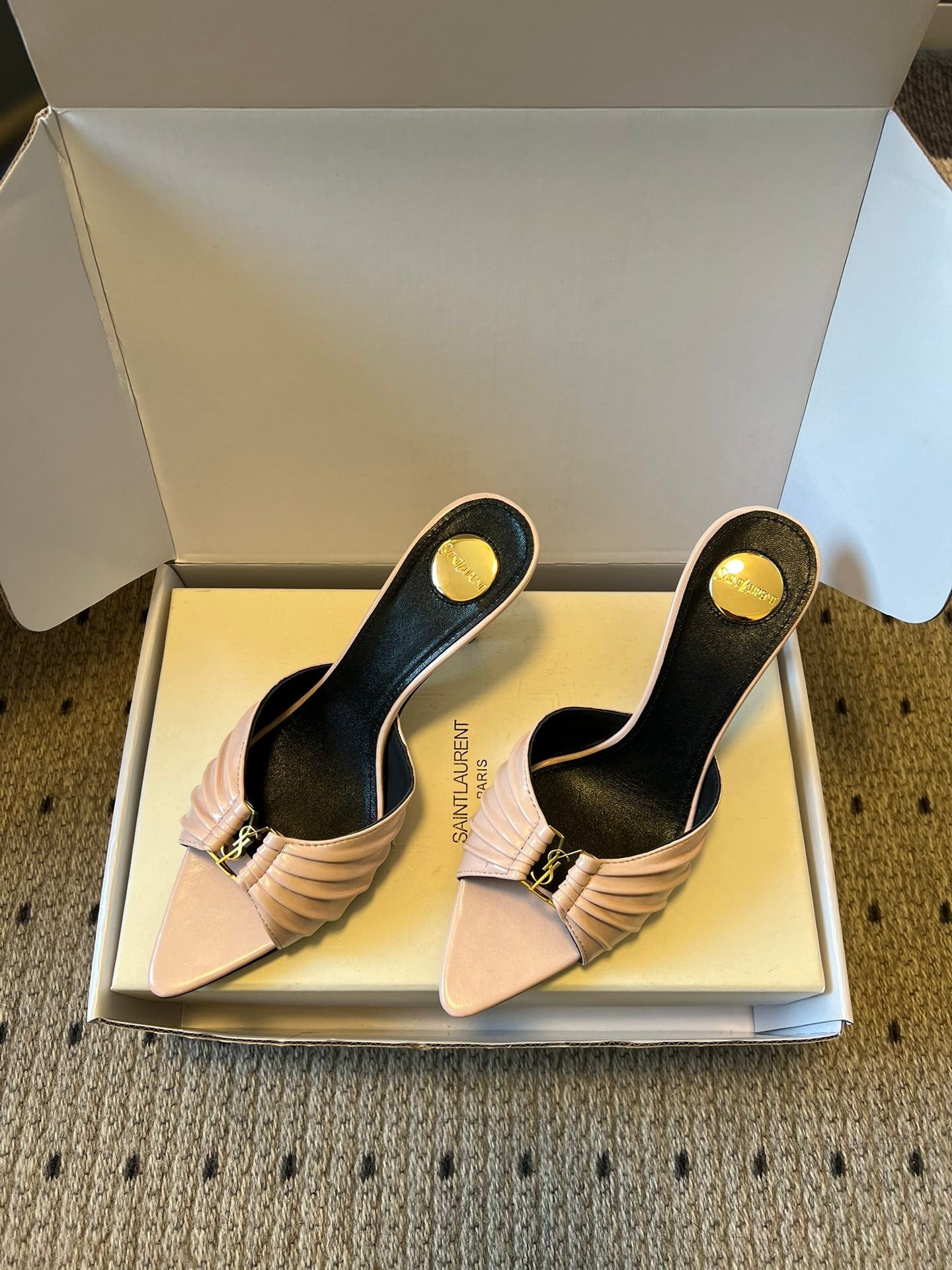Saint Laurent Pleated Pointed-Toe Mules – 26SS