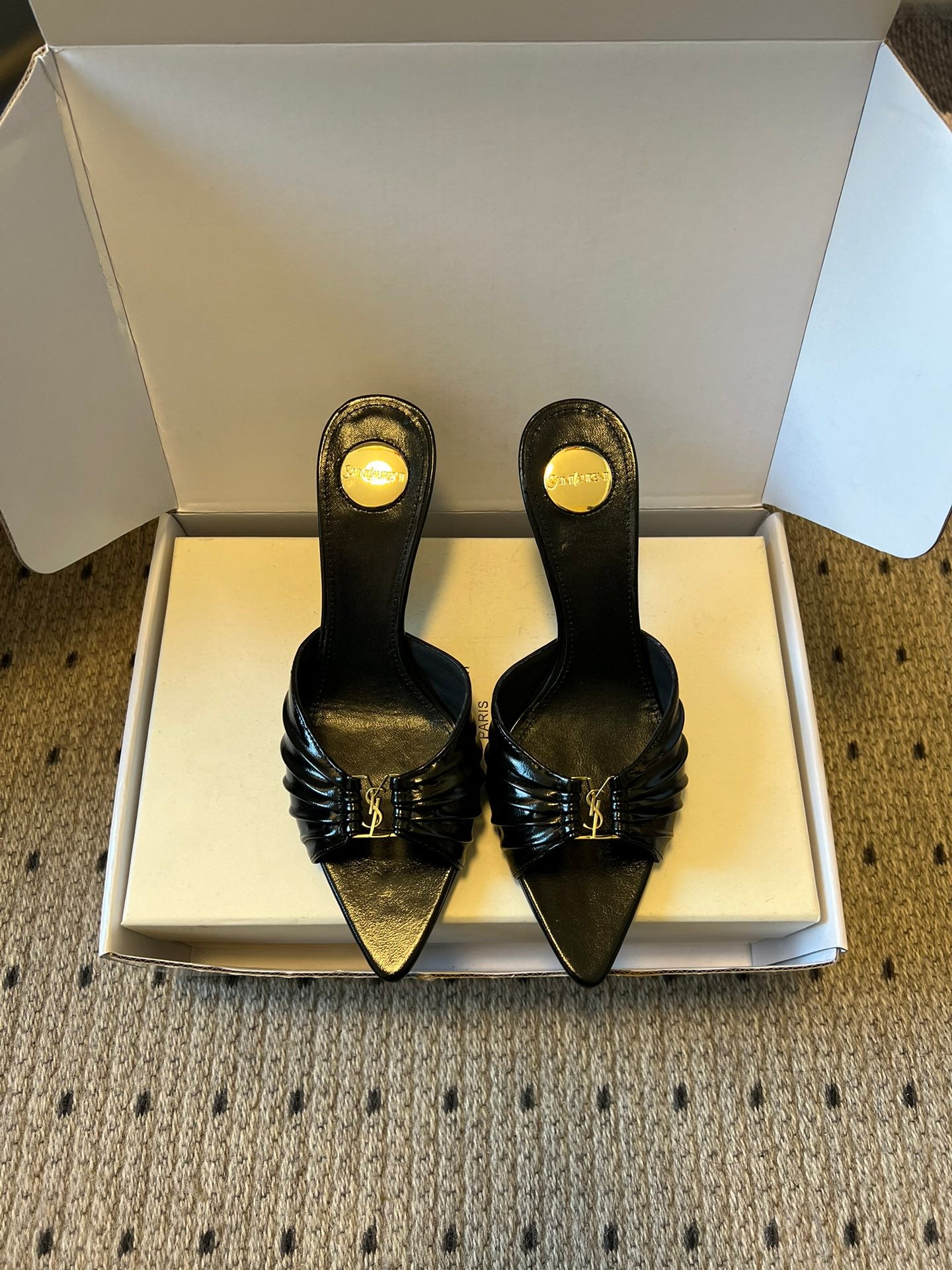 Saint Laurent Pleated Pointed-Toe Mules – 26SS