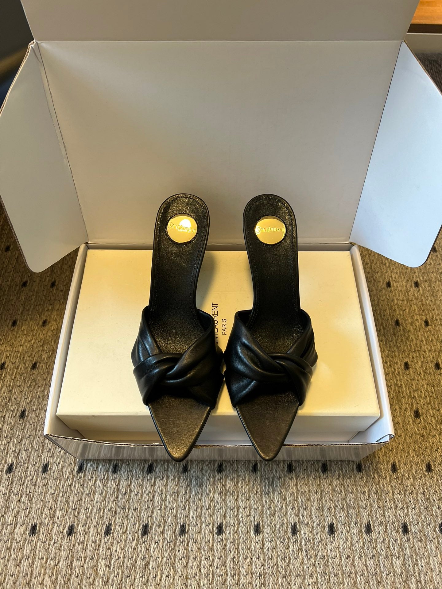 Saint Laurent Knotted Leather Mules – 26SS