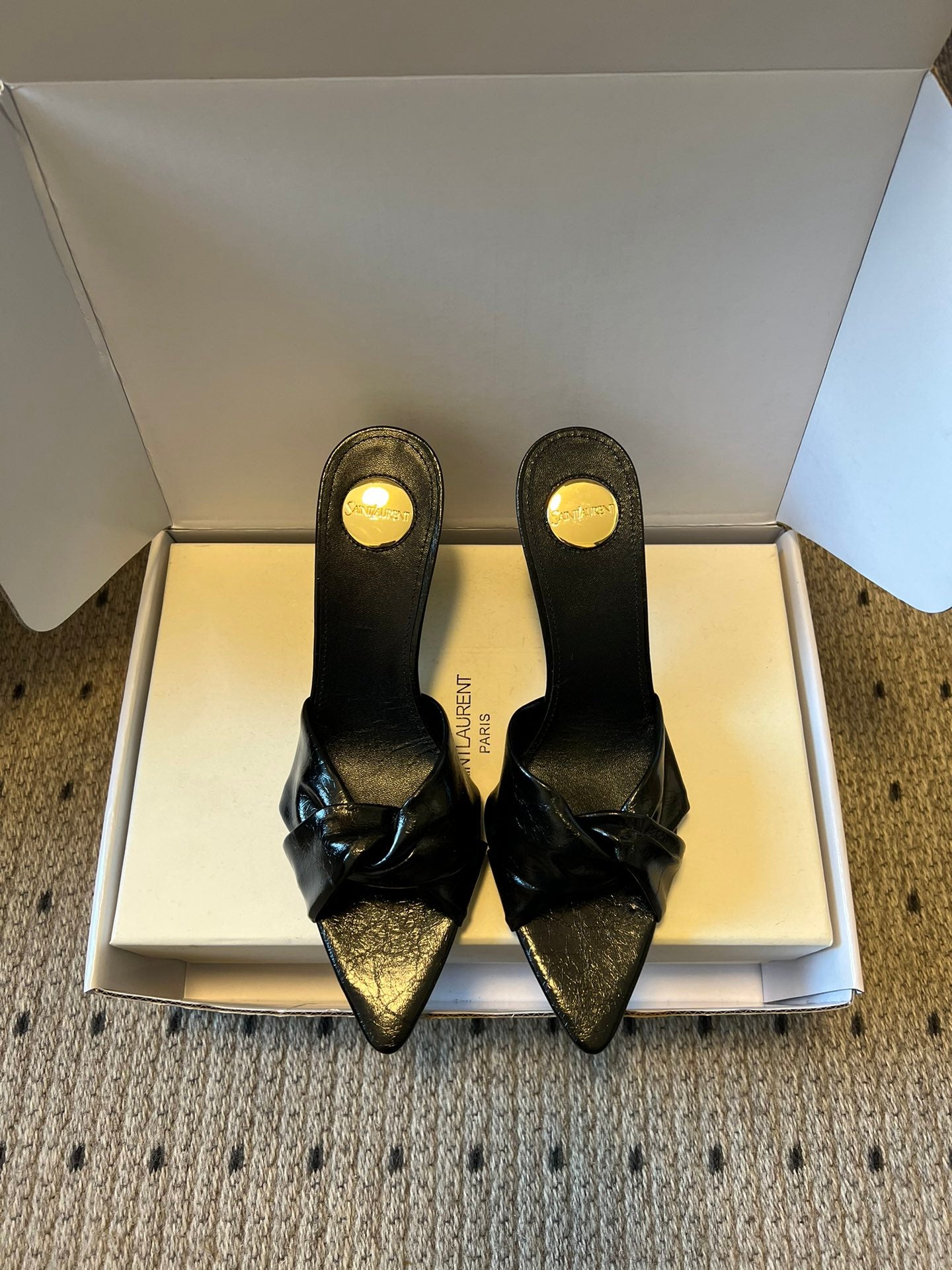 Saint Laurent Knotted Leather Mules – 26SS