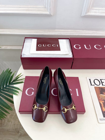 Gucci Signora Horsebit Chunky Heel Pumps – 2026 Spring/Summer Collection