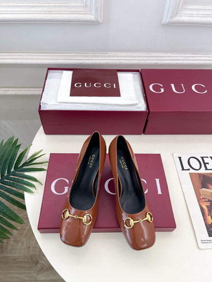 Gucci Signora Horsebit Chunky Heel Pumps – 2026 Spring/Summer Collection