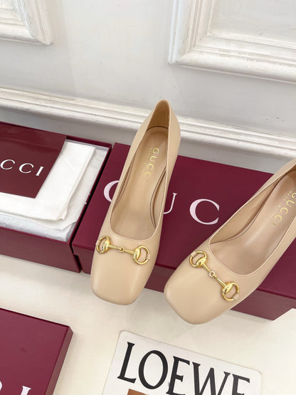 Gucci Signora Horsebit Chunky Heel Pumps – 2026 Spring/Summer Collection