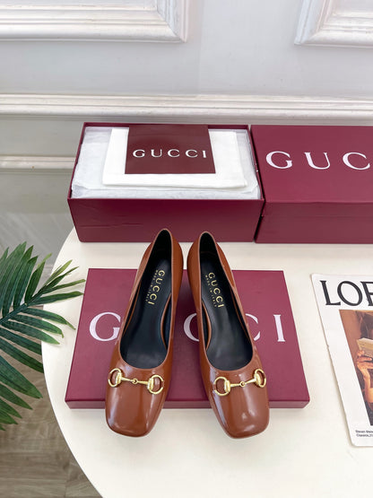 Gucci Signora Horsebit Chunky Heel Pumps – 2026 Spring/Summer Collection