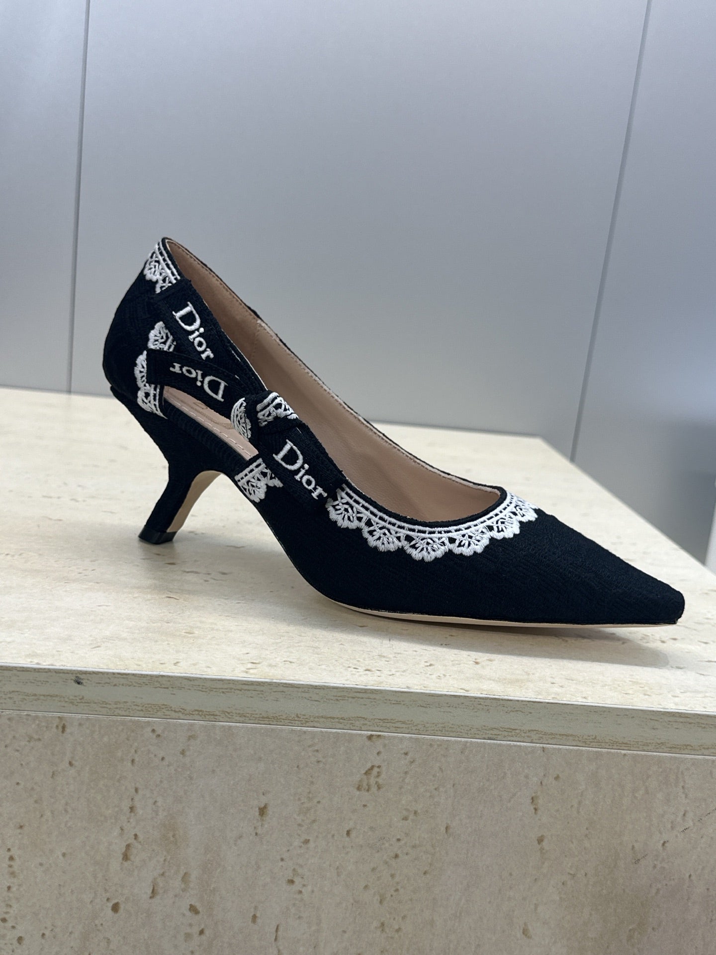 Dior J'Adior Dentelle Jelly Bow Pumps – 2026 Early Spring Collection