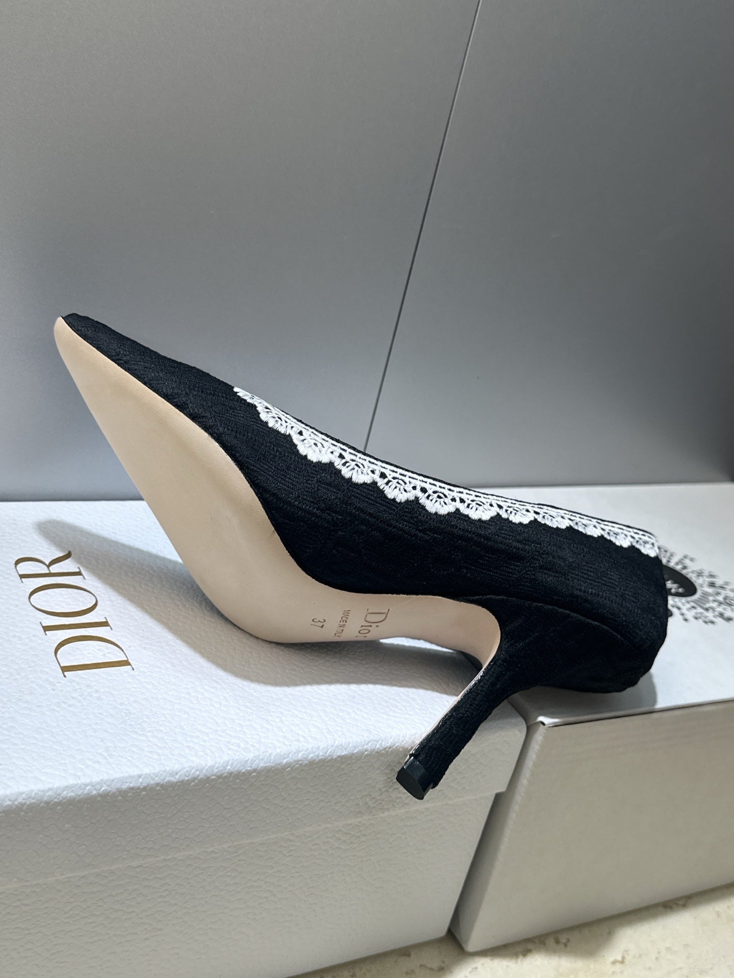 Dior J'Adior Dentelle Jelly Bow Pumps – 2026 Early Spring Collection