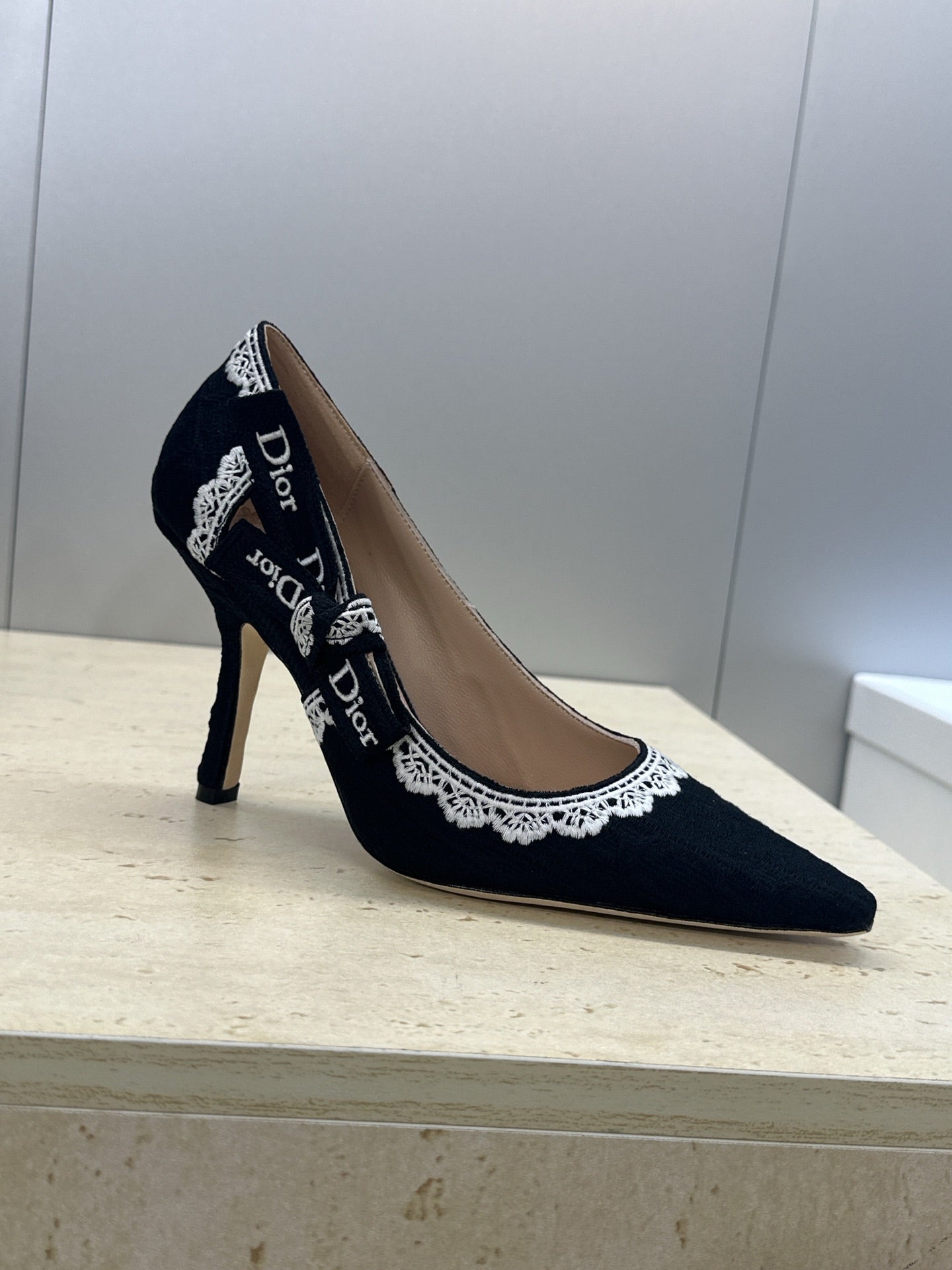 Dior J'Adior Dentelle Jelly Bow Pumps – 2026 Early Spring Collection