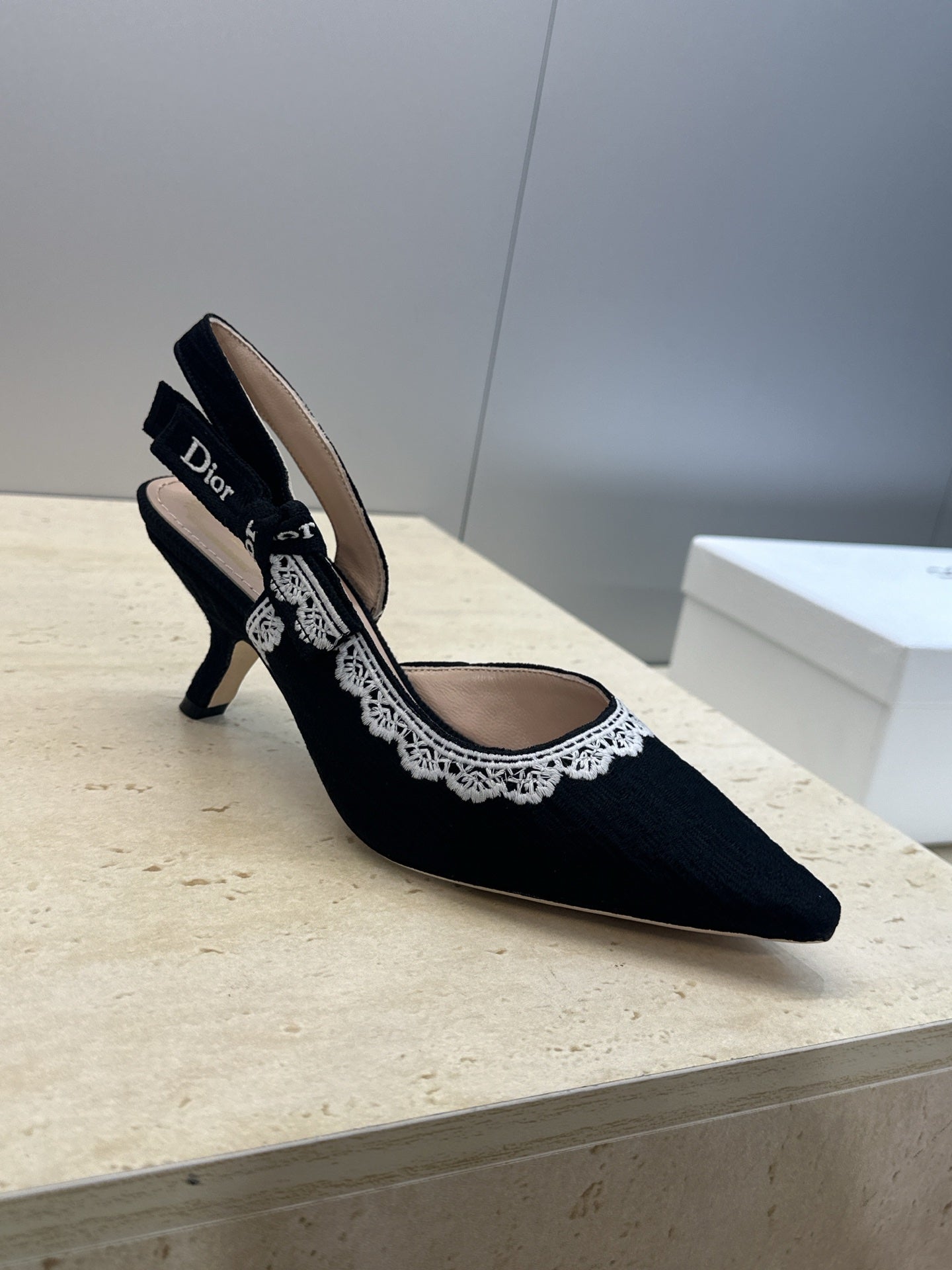 Dior J'Adior Dentelle Slingback Heels – 2026 Early Spring Haute Couture Collection