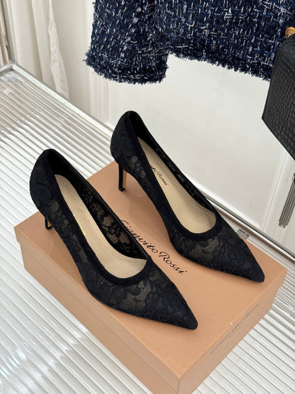 Gianvito Rossi Lace Pointed-Toe Pumps – 26WF