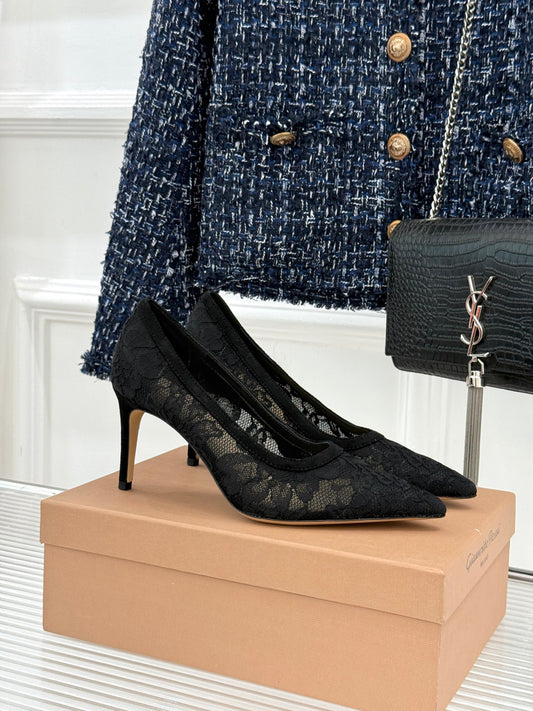 Gianvito Rossi Lace Pointed-Toe Pumps – 26WF
