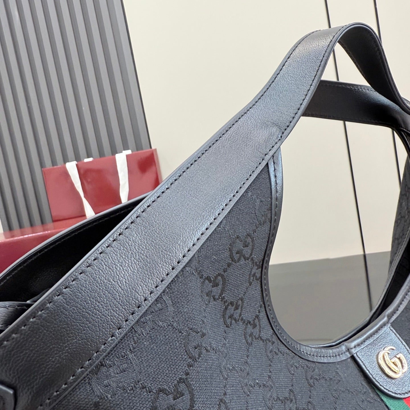 Gucci Giglio GG Canvas Tote Bag – 2026 Spring/Summer Collection