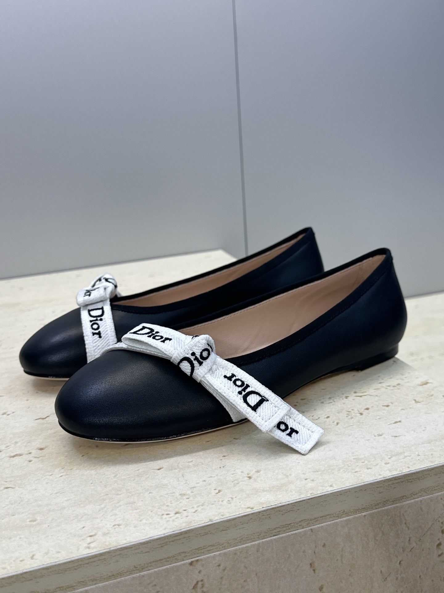 Dior J'Adior Bow Ballet Flats – 2026 Early Spring Collection