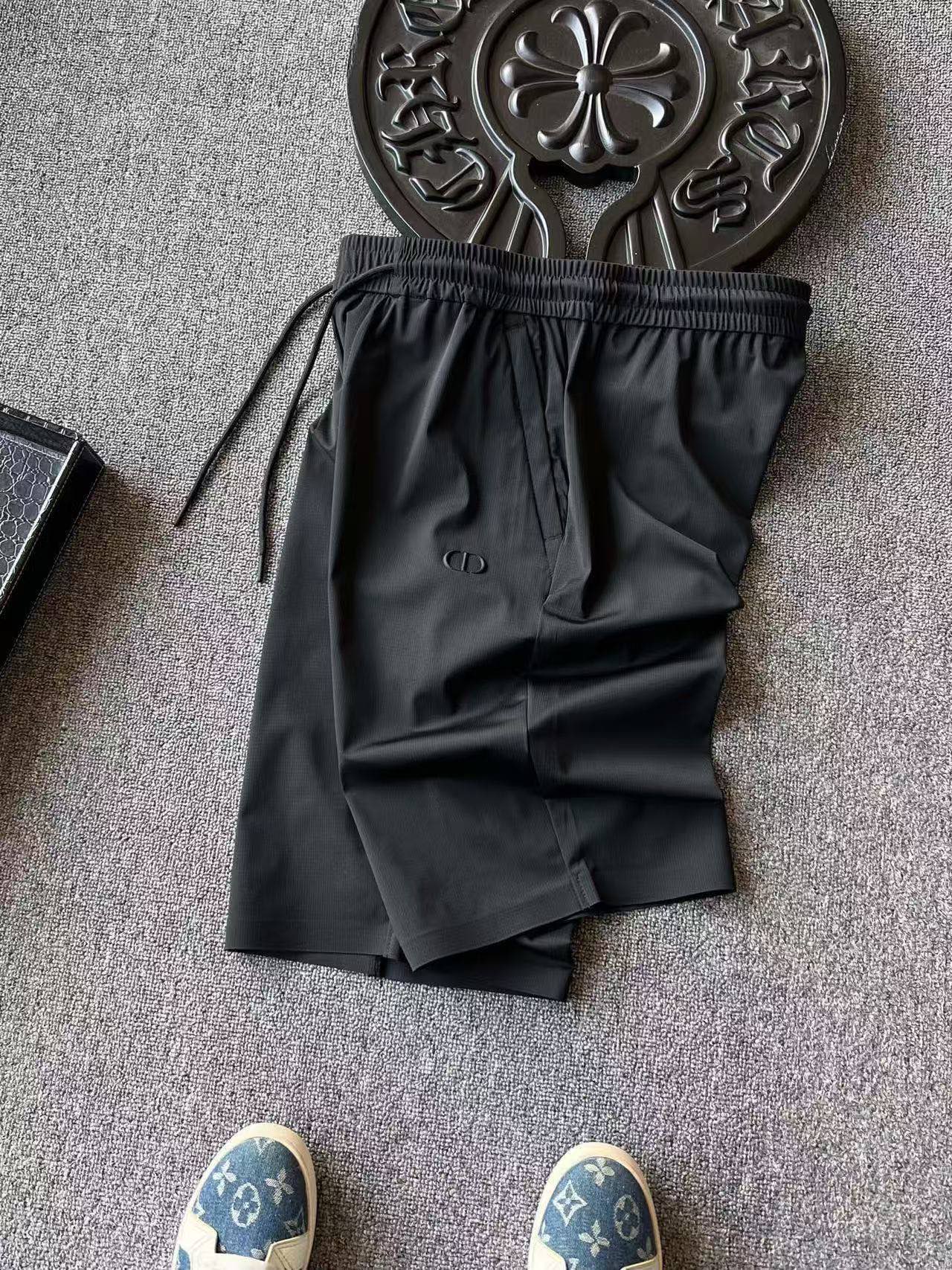 Dior CD Logo Seamless Tech Shorts – 2025