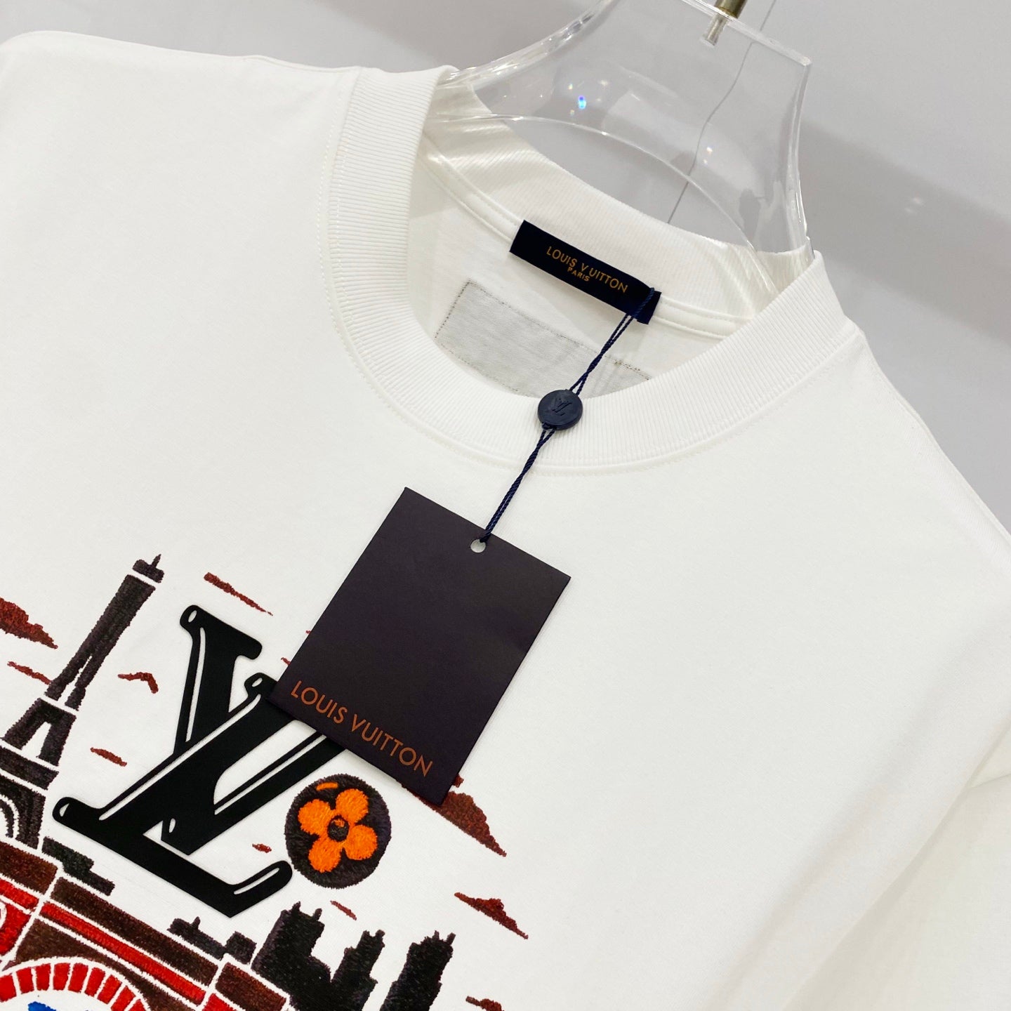 Louis Vuitton Eiffel Tower Silicone Logo T-Shirt – 2025SS