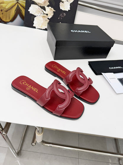 Chanel Double C Stitched Flat Sandals – 26S Collection