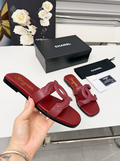 Chanel Double C Stitched Flat Sandals – 26S Collection