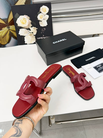 Chanel Double C Stitched Flat Sandals – 26S Collection