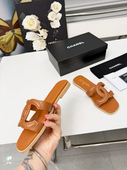 Chanel Double C Stitched Flat Sandals – 26S Collection