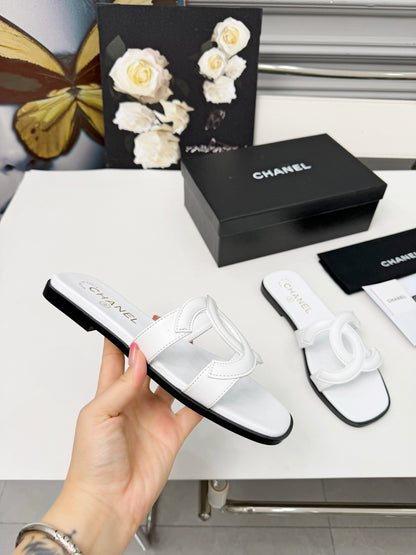 Chanel Double C Stitched Flat Sandals – 26S Collection