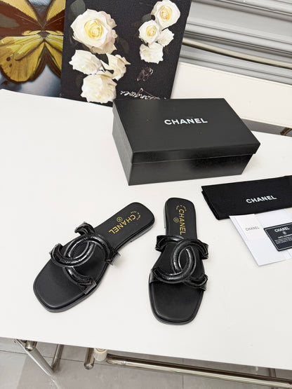 Chanel Double C Stitched Flat Sandals – 26S Collection