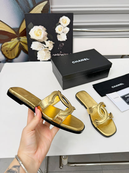 Chanel Double C Stitched Flat Sandals – 26S Collection