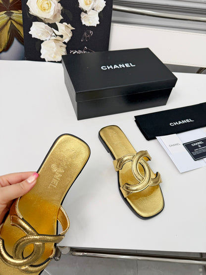 Chanel Double C Stitched Flat Sandals – 26S Collection