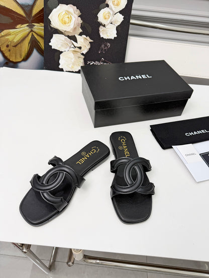 Chanel Double C Stitched Flat Sandals – 26S Collection