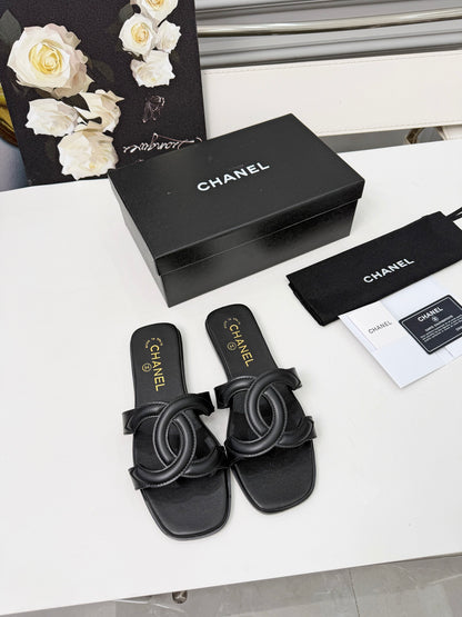 Chanel Double C Stitched Flat Sandals – 26S Collection