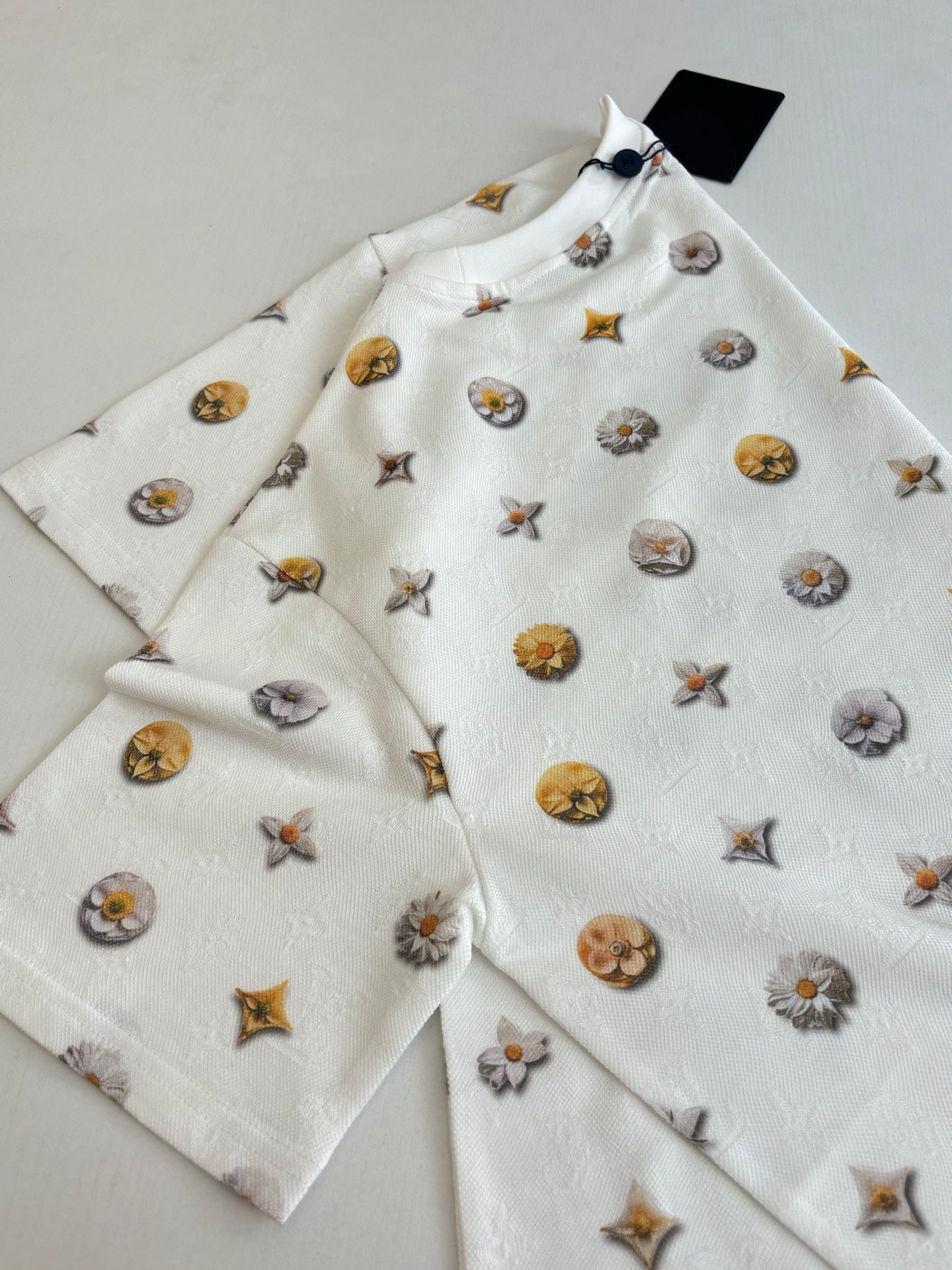 Louis Vuitton Monogram Jacquard Daisy T-Shirt – SS26